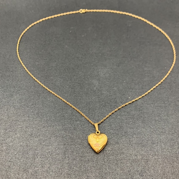 Gold Filled Heart Locket - Picture 2 of 7
